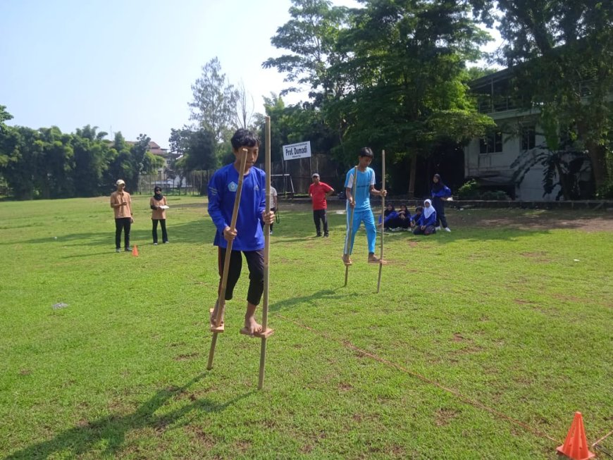 Festival Dolanan Anak UNNES: Menanamkan Karakter Bangsa Lewat Permainan Tradisional