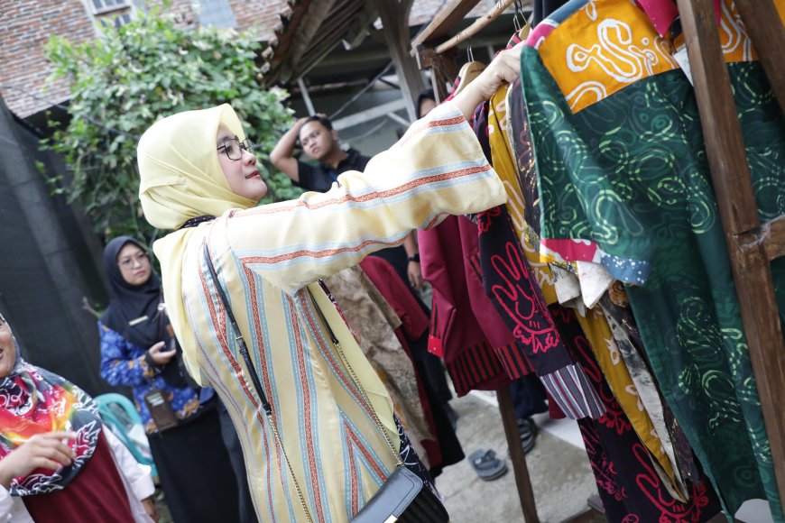 Batik Pegon Rumah Inklusif Kebumen Tembus Pasar Dunia, Nawal Yasin Dukung Difabel Terus Berkarya