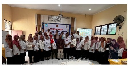 Tim PKM Dosen UPGRIS Latih Guru Komunitas Belajar Gayamsari dalam Pembelajaran Koding dan Digitalisasi Media Ajar