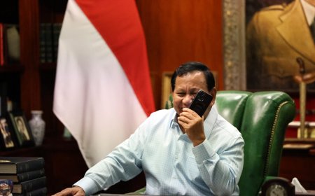 Seskab Teddy: Presiden Prabowo Telepon Presiden Palestina, Sampaikan Ucapan Idulfitri dan Perkuat Solidaritas