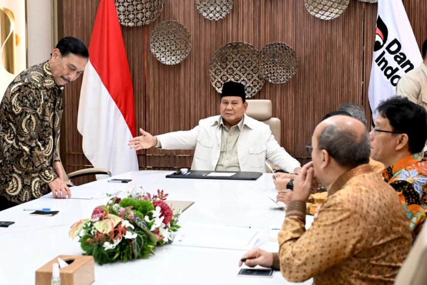 Presiden Prabowo Bahas Dampak Konflik Timur Tengah terhadap Ekonomi Global bersama DEN dan Sejumlah Menteri