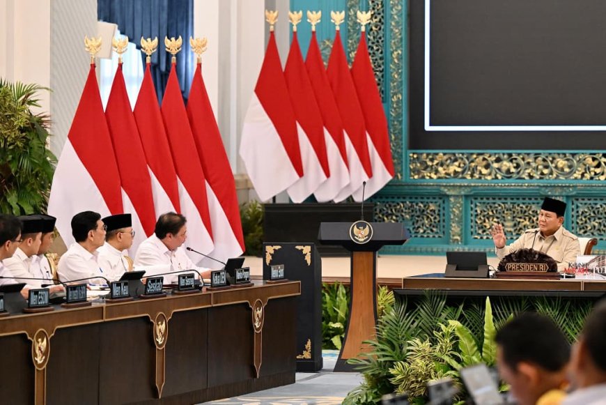Presiden Prabowo Terima Laporan Kondisi Ekonomi Nasional, Pemerintah Pastikan Stabil di Tengah Dinamika Global