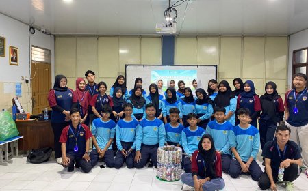 Mahasiswa Magang Kependidikan UPGRIS Sosialisasi “Generasi Muda Tangguh Bencana” melalui Pengolahan Sampah Plastik Menjadi Ecobrick di SMP PGRI 1 Semarang