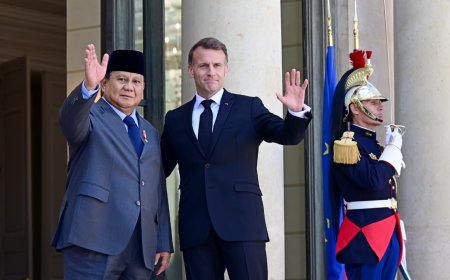 Presiden Prabowo Disambut Pasukan Kehormatan di Istana Élysée, Perkuat Hubungan Indonesia–Prancis
