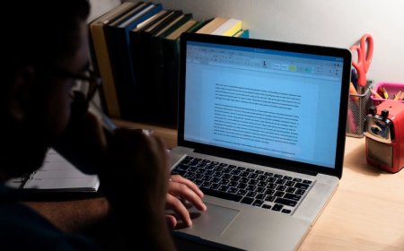 7 Cara Menghilangkan Garis Merah di Word dengan Mudah!