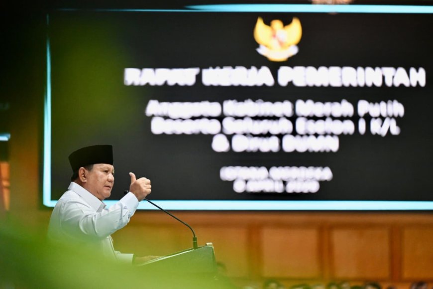 Seskab Teddy: Presiden Prabowo Tegaskan Dua Kebijakan Strategis Pemerintah di Tengah Ketidakpastian Global