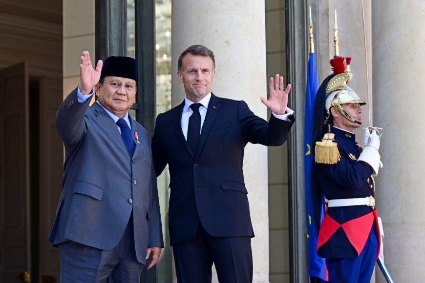 Presiden Prabowo Disambut Pasukan Kehormatan di Istana Élysée, Perkuat Hubungan Indonesia–Prancis