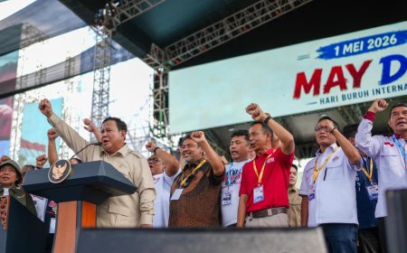 400 ribu Buruh Hadiri Peringatan Hari Buruh Internasional, Presiden Prabowo Tegaskan Tak Akan Gentar Bela Rakyat