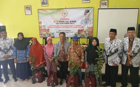 Ajak Masyarakat Limbangan Kendal Produktifkan Pekarangan, Senator Muhdi Dorong Penguatan Ketahanan Pangan Desa