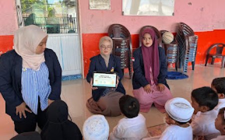 Mahasiswa Bersama Warga Bangun Kembali Semangat Belajar