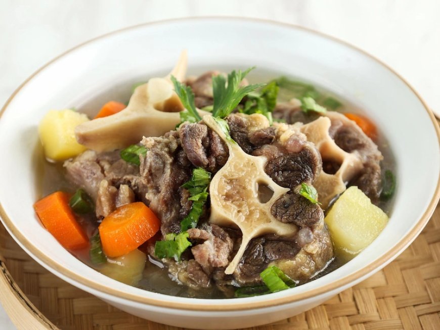 Resep Sop Daging Sapi Rumahan, Cocok untuk Menu Keluarga!