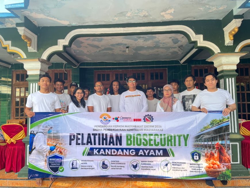 Dosen USB dan STEKOM Berikan Pelatihan Biosekuriti kepada Peternak Ayam Petelur di Boyolali