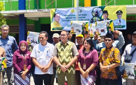 Ratusan Alsintan Disalurkan untuk Kelompok Tani Rembang