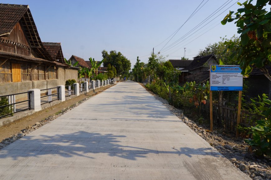 Jalan Bulu-Cemeng Direkonstruksi 711 Meter, Sisa Ruas Dibidik 2027